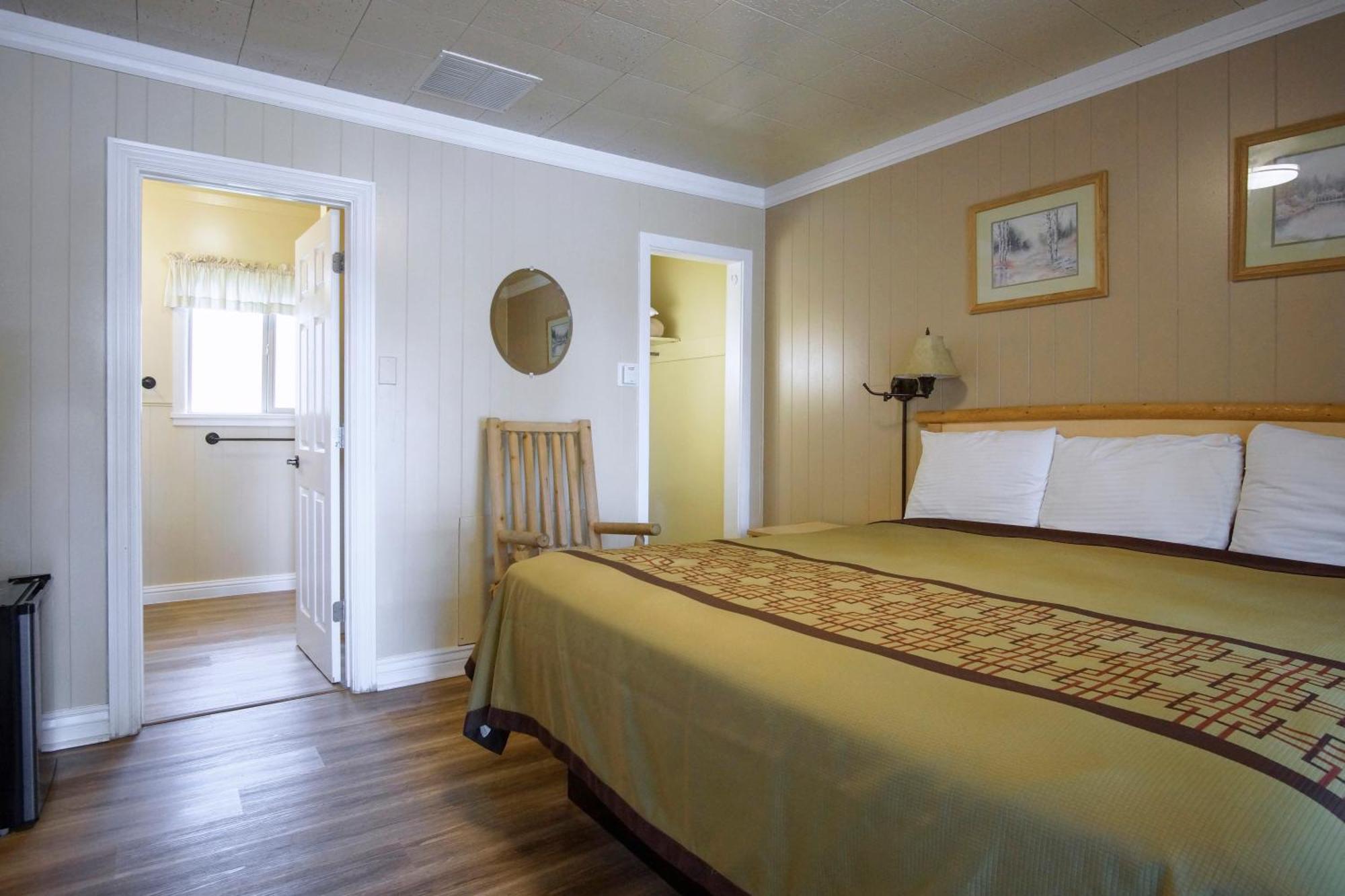 Green Gables Motel & Suites Burney Extérieur photo